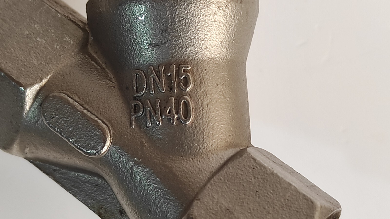 admin/uploads/uploads/Parker 810VSN08T120BH000 SS High Pressure Angle Seat Valve 58187-0407_5.webp